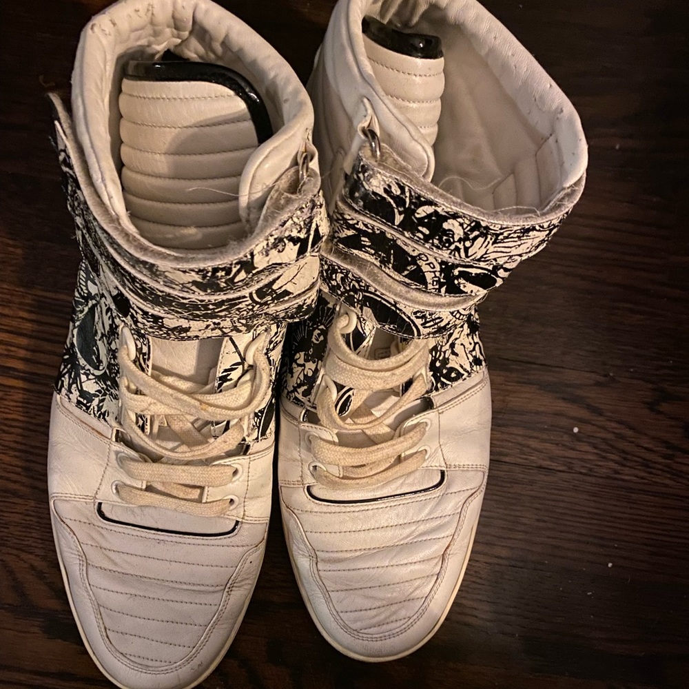 Gucci sneakers